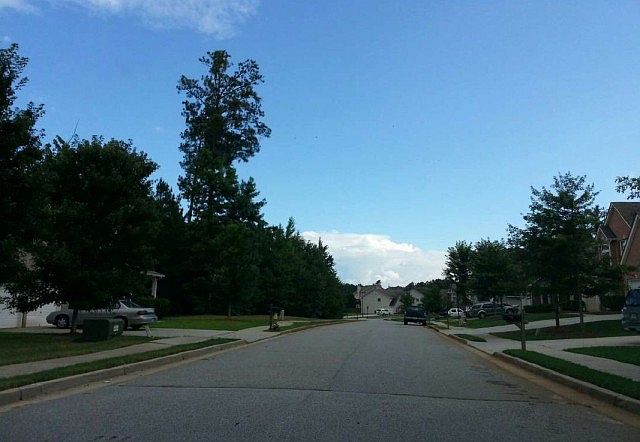 2nd image of 280 Buckingham Ln