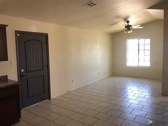 3rd image of 3668 E San Pedro St