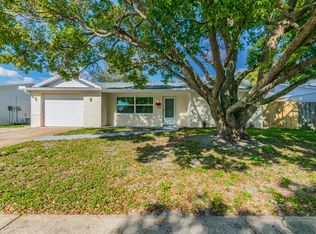 7427 Sandalwood Dr, Port Richey, FL 34668
