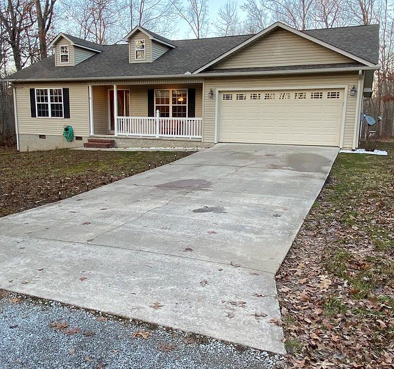 2nd image of 1006 Commanche Dr
