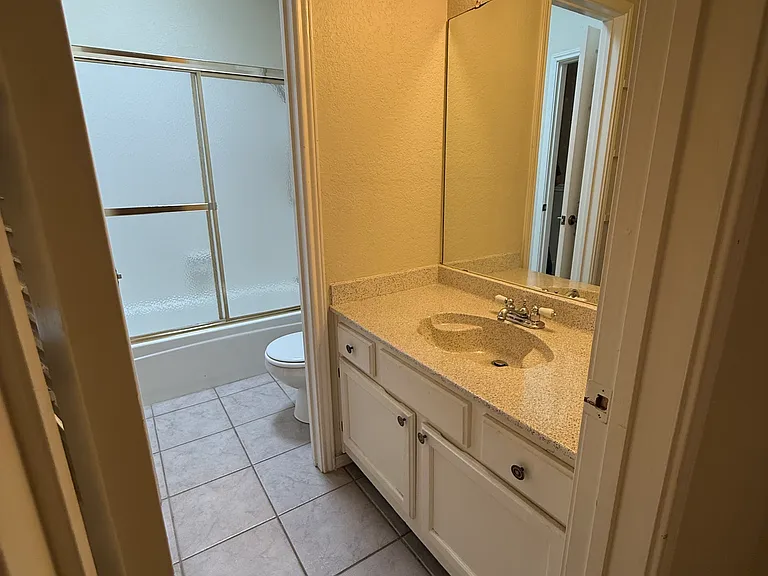 239 Rodeo Dr — Photo 10