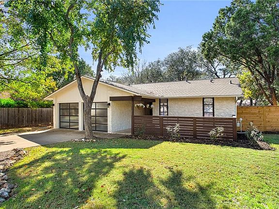 3rd image of 4603 Cap Rock Dr