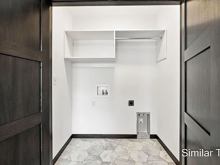 1263 N Marion Rd #2 — Photo 3