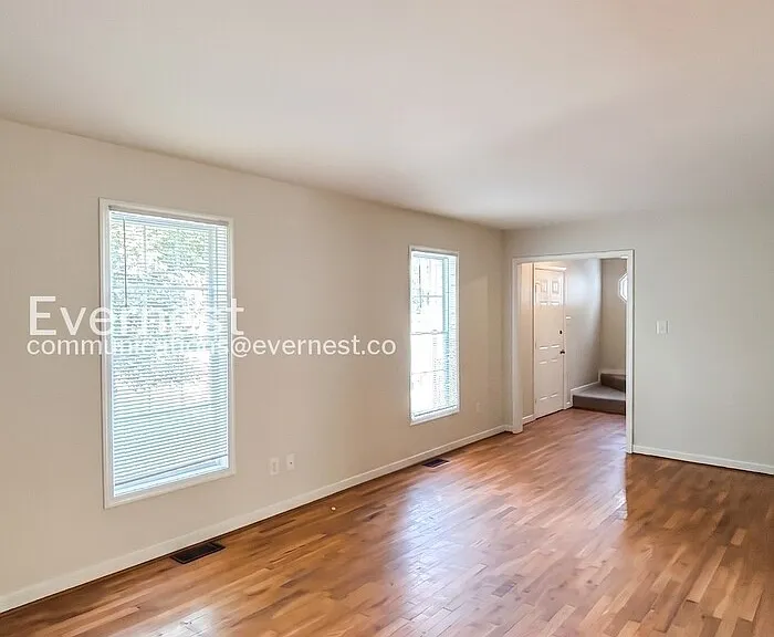 5633 Obisque Dr — Photo 10
