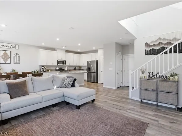 2555 Campaldo St, Henderson, NV 89044