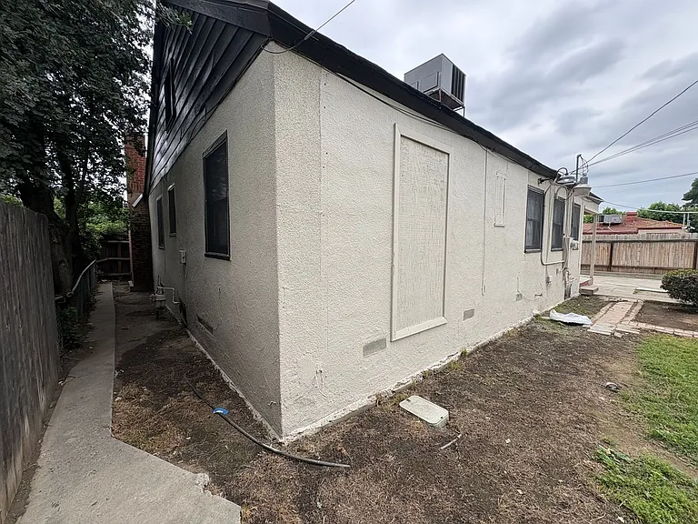 309 W Noble Ave — Photo 33