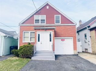 39 Elgas St, Buffalo, NY 14207