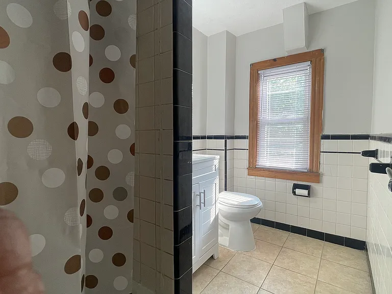 13 Whitman St #B — Photo 13