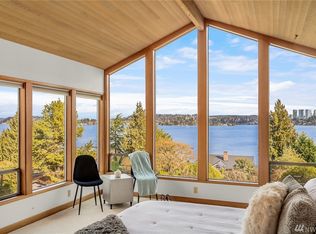 7208 N Mercer Way, Mercer Island, WA 98040