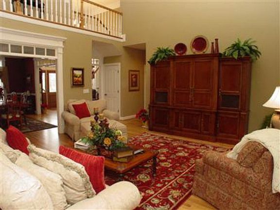 5th image of 349 Highland Lakes Dr