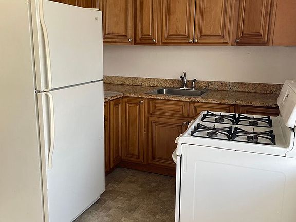 2nd image of 307 Pacific Ave APT C