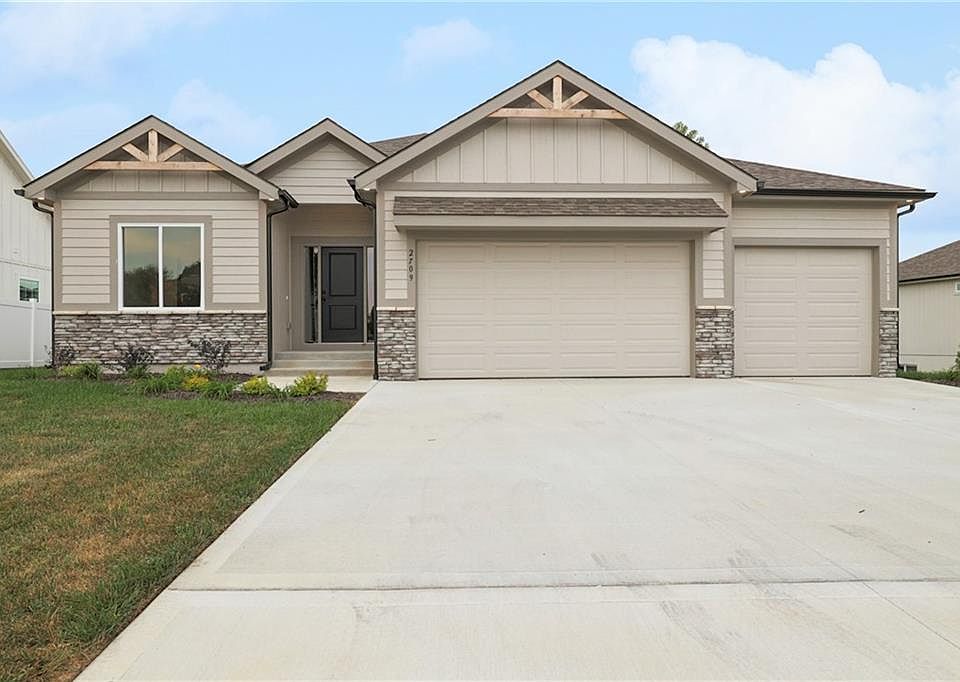 1st image of 2709 SW Summer Creek Pl