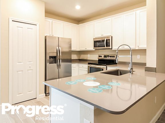 5th image of 13281 Shore Grass Dr