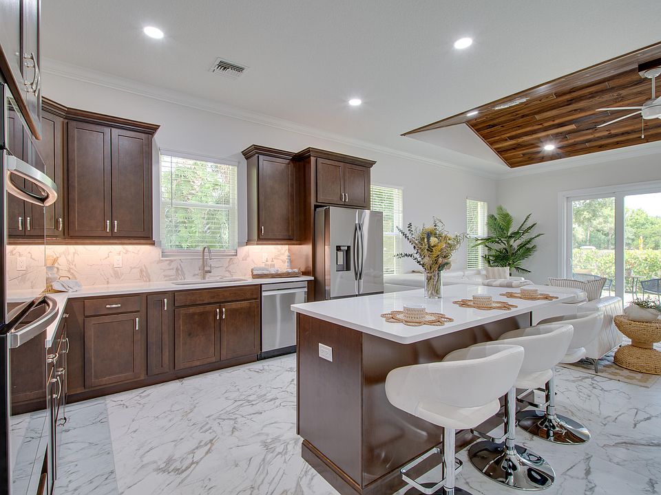 1st image of 1805 Bridgepointe Circle #1
