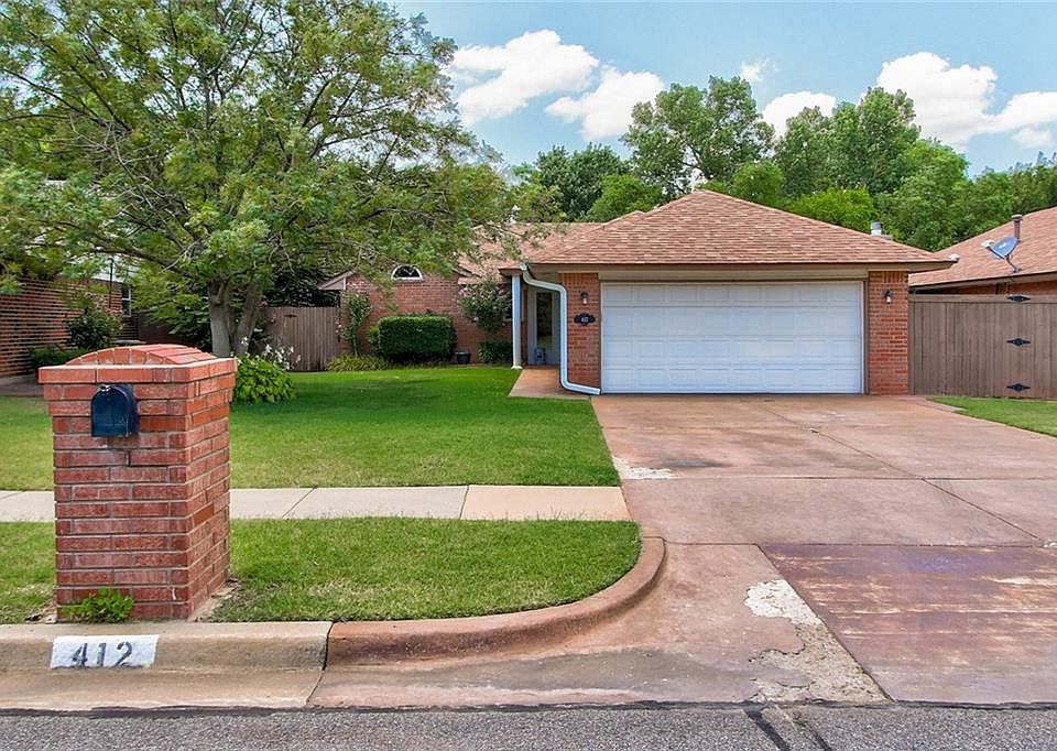 1st image of 412 Baron Dr