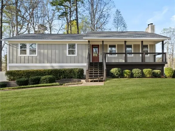 588 Ayres Rd, Mableton, GA 30126