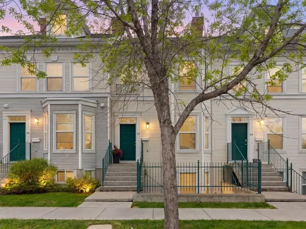 57 NE Prestwick Park SE, Calgary, AB T2Z 3V4