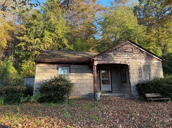 21 East Liberty Street, Chester, CT 06412
