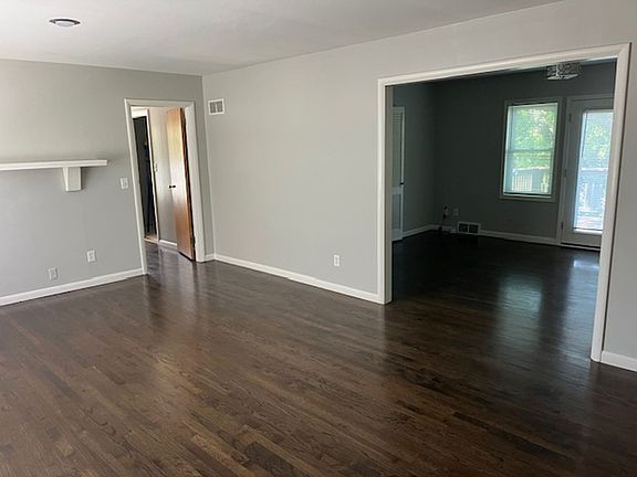 2nd image of 1504 Meadow Lake Ter
