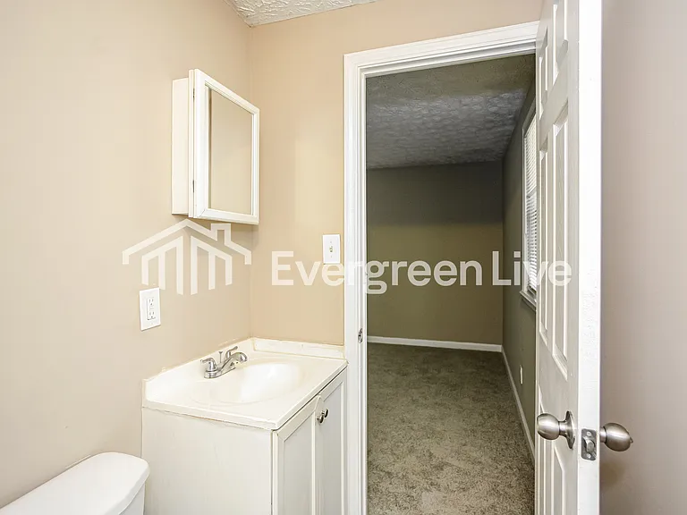 10446 Chris Dr — Photo 10