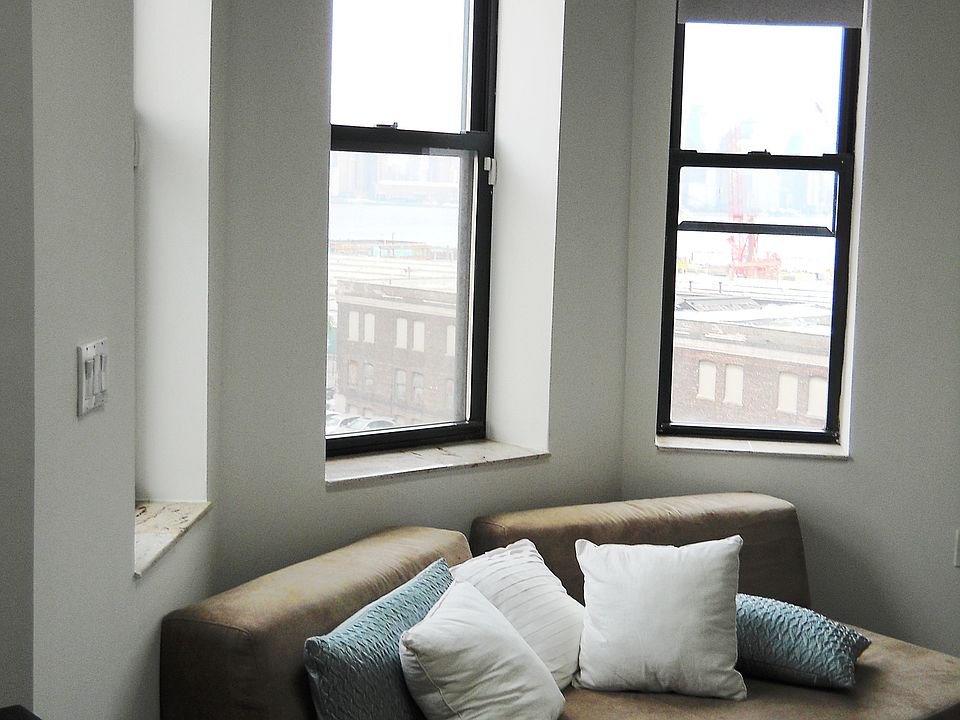 2nd image of 72 Hudson St APT 5D