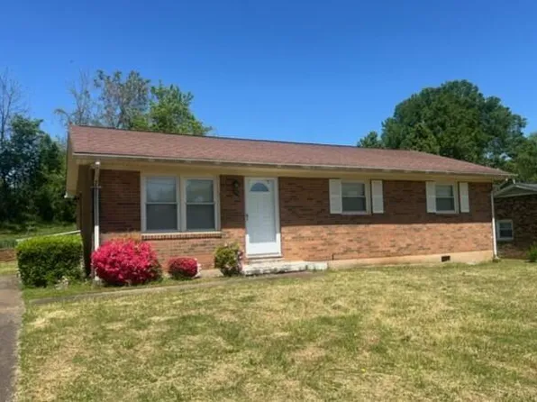 306 Wren Ct, Martinsville, VA 24112