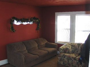 24 Stephens Ct UPPR #, Pontiac, MI 48342