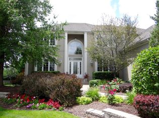 4715 Torphin Hill Ct, Naperville, IL 60564