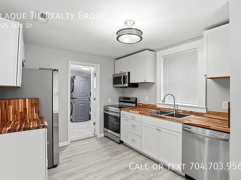 2225 Tate St — Photo 14