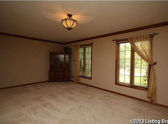 3rd image of 6600 Shelburn Dr