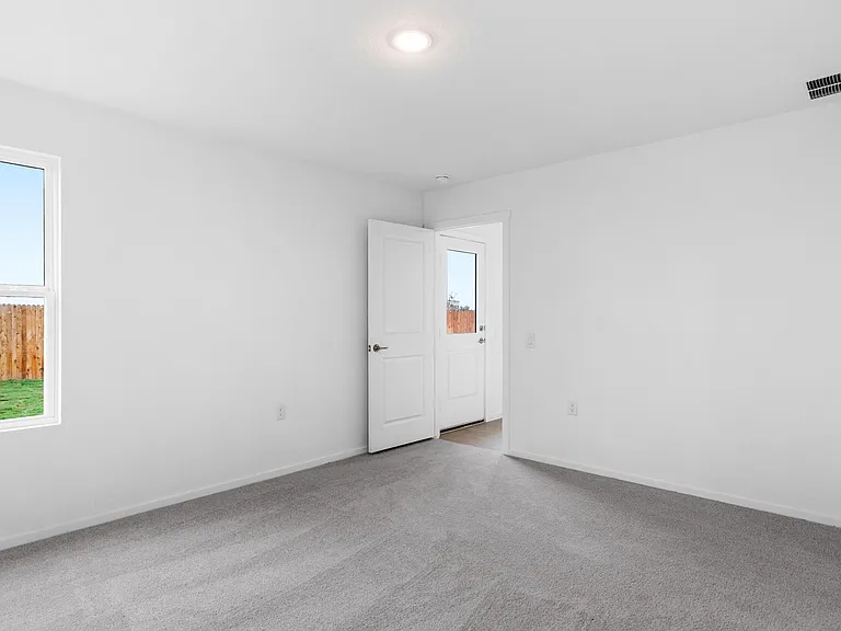 10814 Lillian Dr — Photo 15