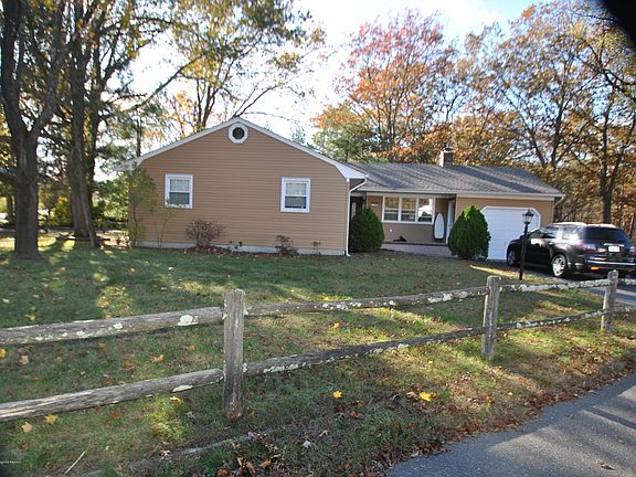 2nd image of 700 Forecastle Ave