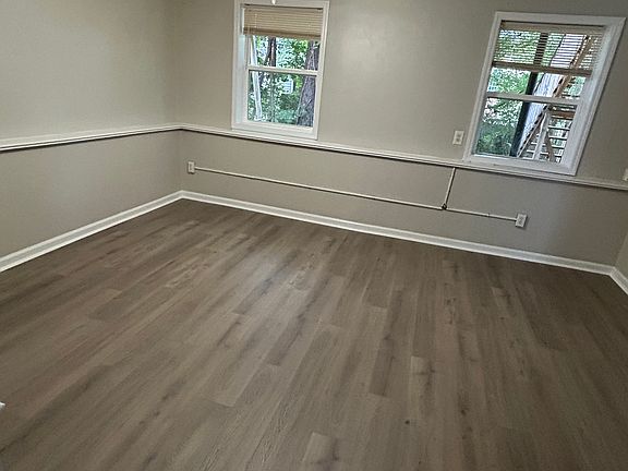 2nd image of 3300 Vintage Pointe Ct