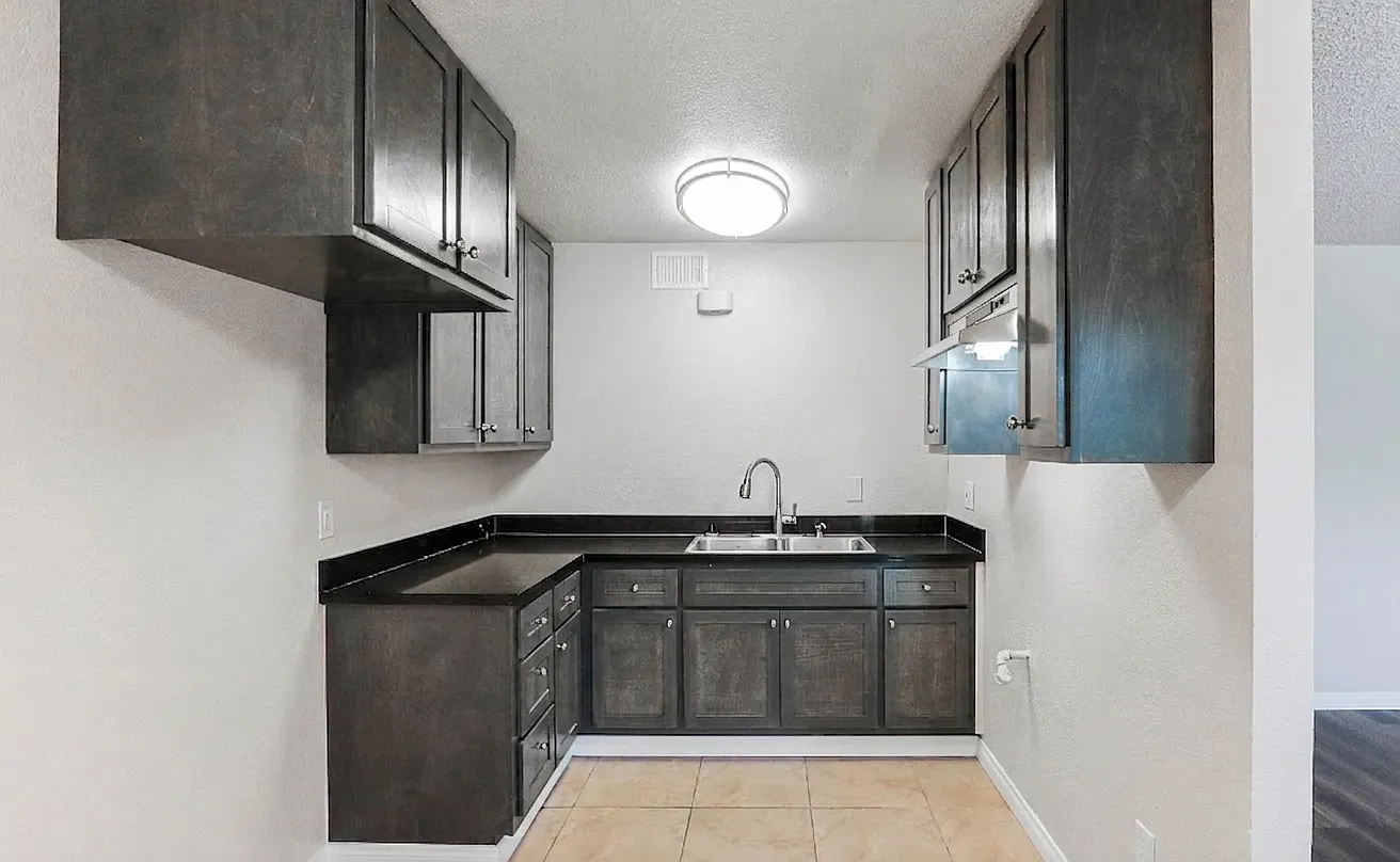 1 bed, 450 sqft, $1,850 — Photo 3