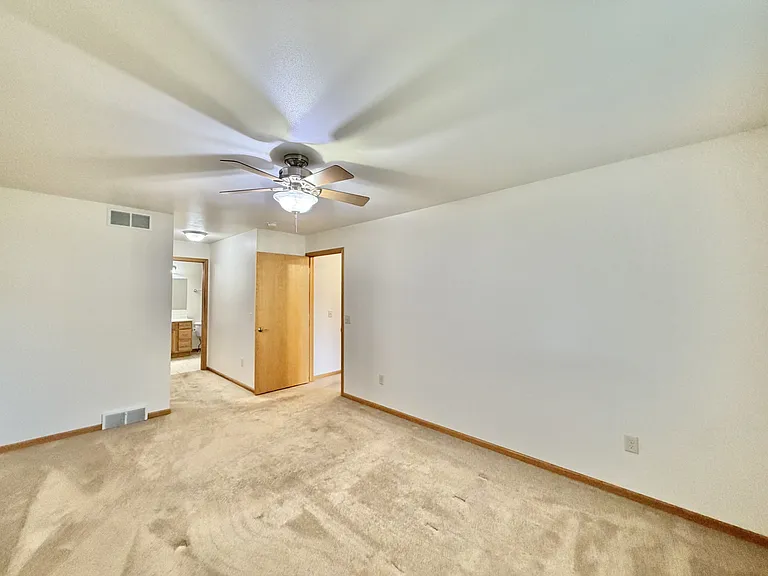 121 Sater St #1 — Photo 12