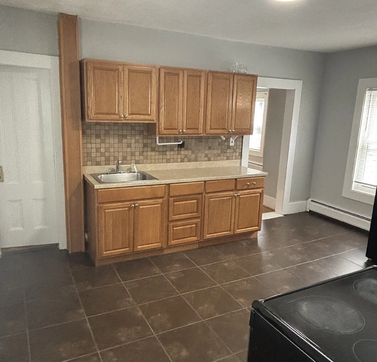 2 bed, 1.0 bath, $1,600 — Photo 1