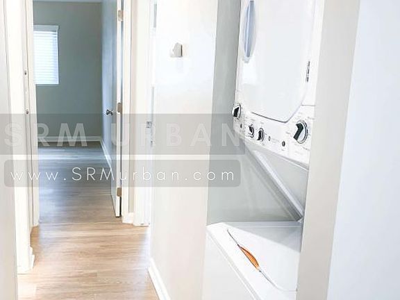 3rd image of 4045 33rd St APT 3