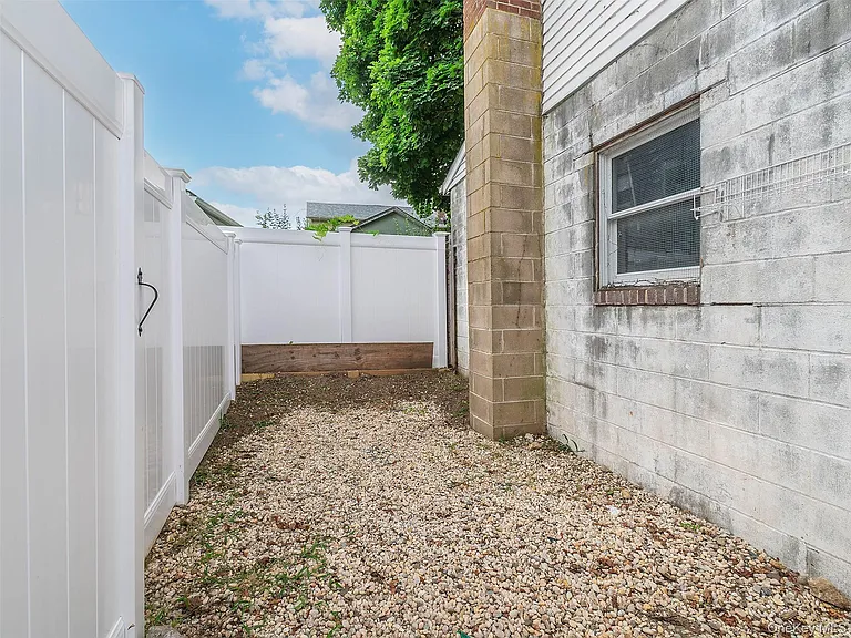 92 Elm Ave #1 — Photo 27