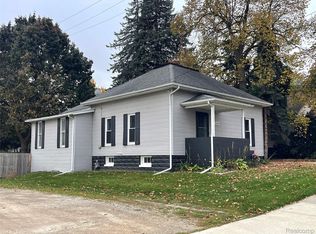 4284 Huron St, North Branch, MI 48461