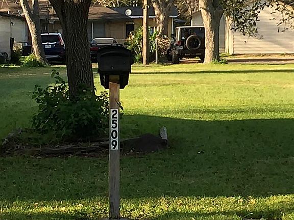 5th image of 2509 3rd St