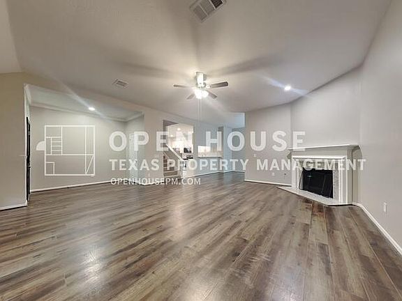 5th image of 7102 Blanco Pines Dr