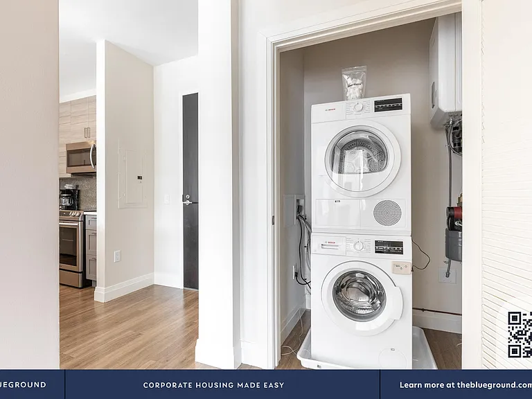 Washer/Dryer in Apartment