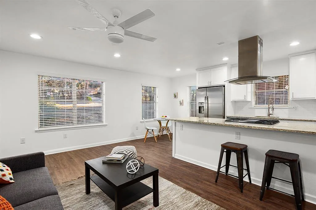 1 bed, 1.0 bath, 650 sqft, $1,400 — Photo 3