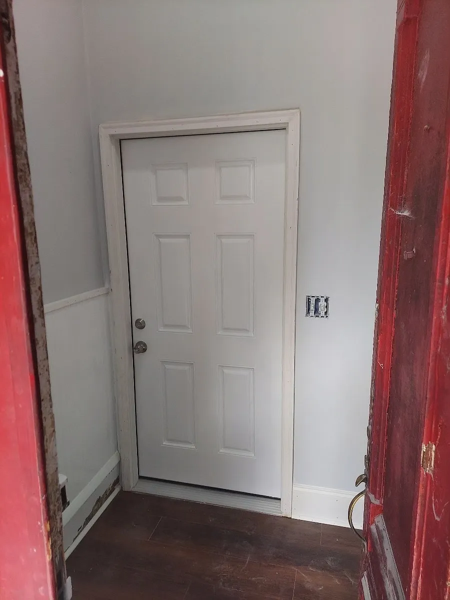 Building Photo - 730 Yarmouth St #2