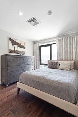 Sold by Compass | media 4