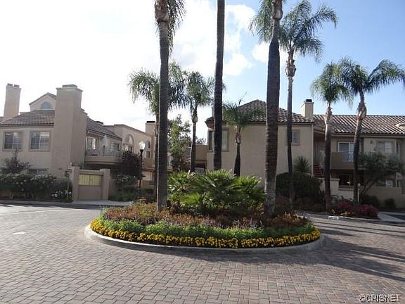 2nd image of 23615 Del Monte Dr Unit 339