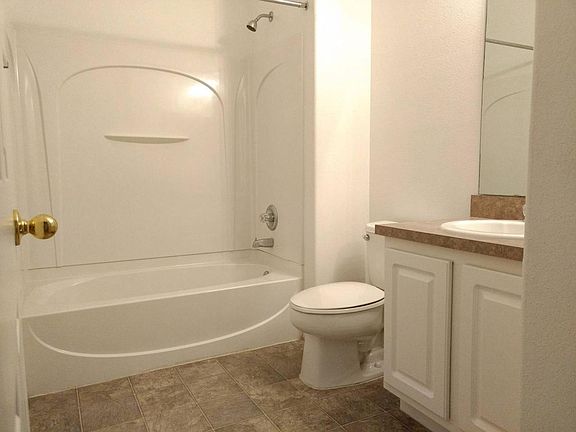 3rd image of 14486 Jamaica Dogwood Dr