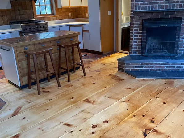 950 Western Ave, Brattleboro, VT 05301