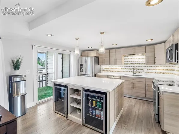 329 Raspberry Ln, Monument, CO 80132