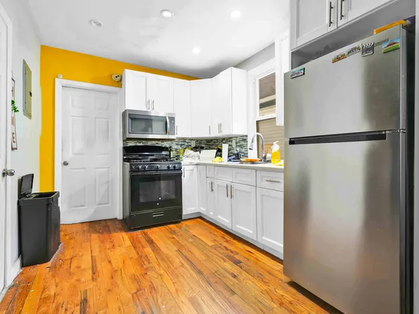 109-55 Lefferts Boulevard image 15 of 21